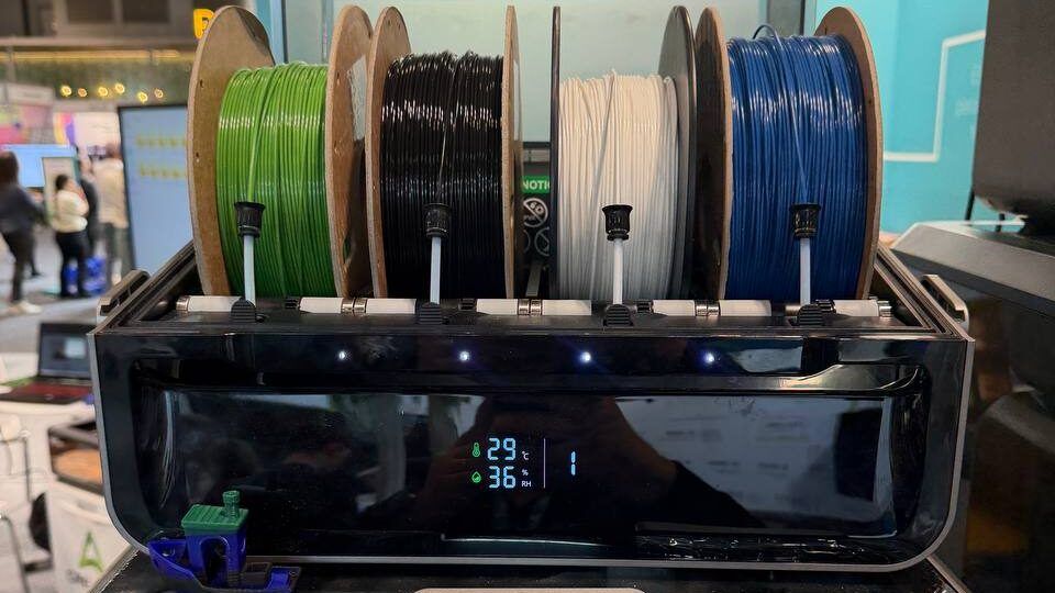 3DWork - SIMO Educación 2025: 3D y fabricación digital - Guías de impresión 3DWork - SIMO Educación 2025: 3D y fabricación digital - telegram cloud photo size 4 5785289959982959426 y edited - Guías de impresión