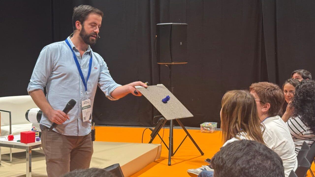 3DWork - SIMO Educación 2025: 3D y fabricación digital - Guías de impresión 3DWork - SIMO Educación 2025: 3D y fabricación digital - telegram cloud photo size 4 5787503427213527887 y edited - Guías de impresión